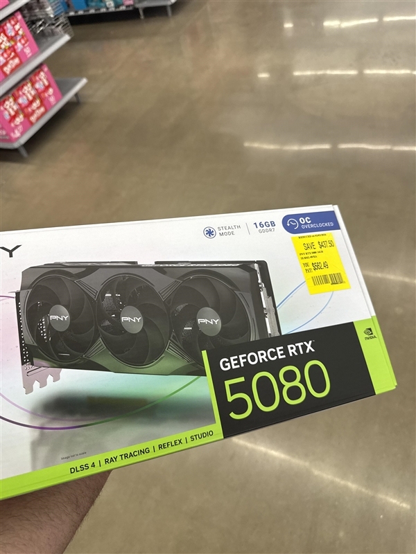 显卡价格疯涨:幸运儿却以半价抢到RTX 5080/5090!全网羡慕嫉妒