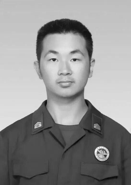 宁德福安一船厂发生火灾消防员池坷杰英勇牺牲